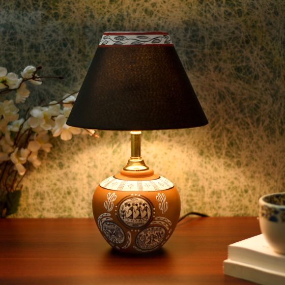 Unravel India terracotta warli handpainted home decorative brown matki table lamp