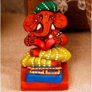 Unravel India Terracotta Ganesha Student